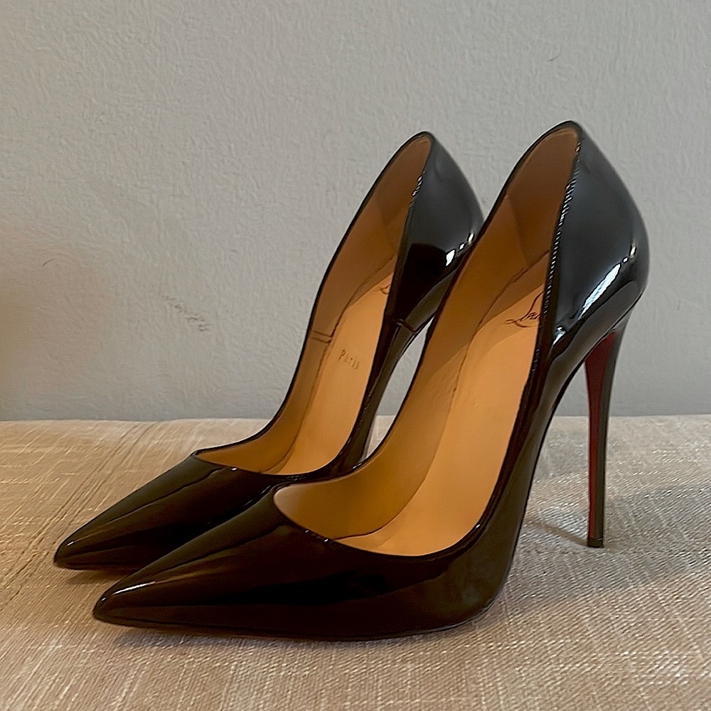 Beautiful So Kate Louboutin pumps. Worn 5 times.